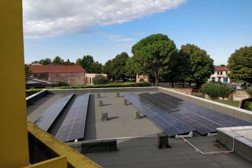01-Tribano-fotovoltaico.jpg