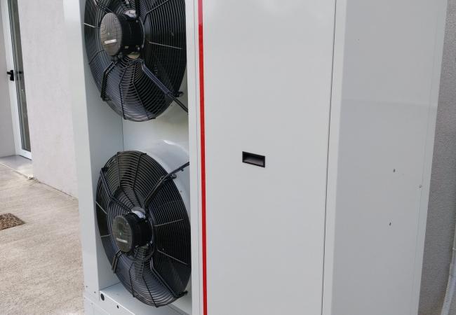 04-Tribano-fotovoltaico.jpg