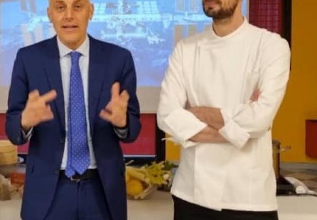 Sindaco-di-Tribano-e-lo-chef-Stefano-Polato.jpg